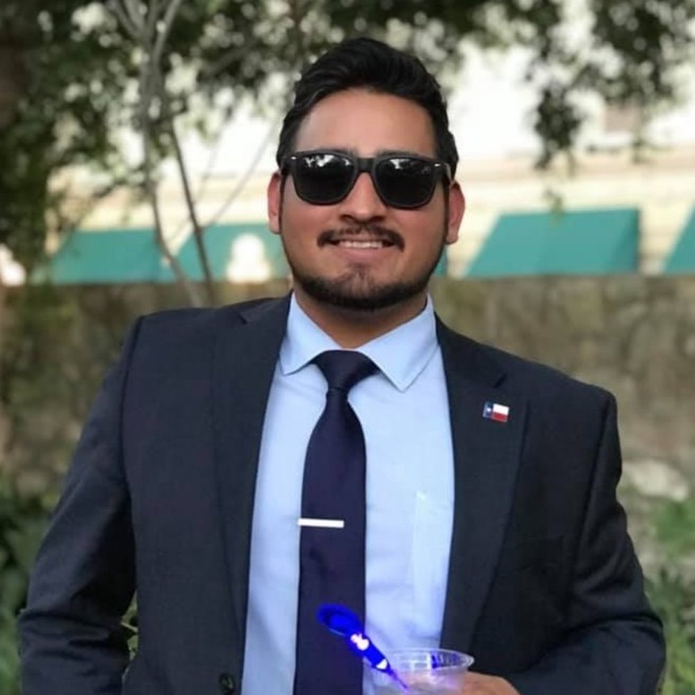 Meet your Posher, Carlos